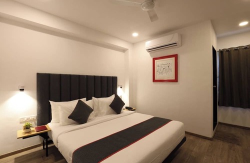 Nashik Hotel | Hotel Triton