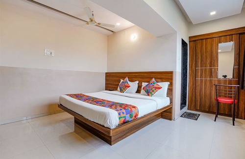 Bavdhan Hotel | Fabhotel Paradise Inn