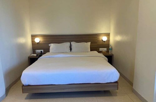 Murud-Harnai Hotel | The Byke Skylark Seafront Resort, Dapoli