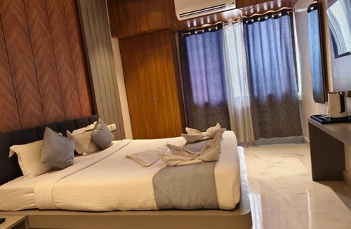 Shirdi Hotel | Kiara Eshosans Palace