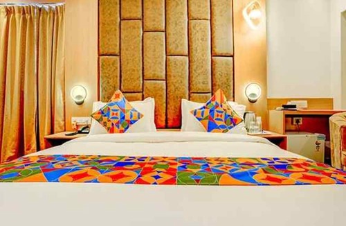 Andheri Hotel | FabHotel Sunrise Suites