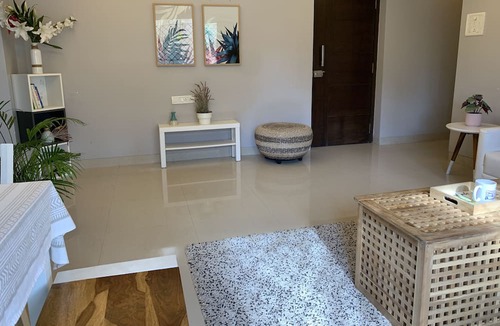 Prabhadevi Apartment | ✪Quiet Bandra 3 bedroom ✪Balconies✪Walk to Ocean✪