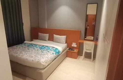 Manmad Hotel | Radhika Inn