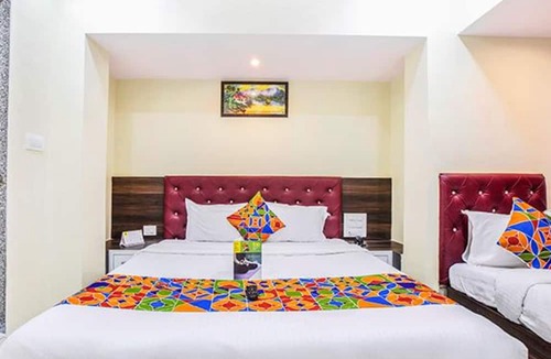 Vashi Hotel | Fabexpress The Grand Kohinoor