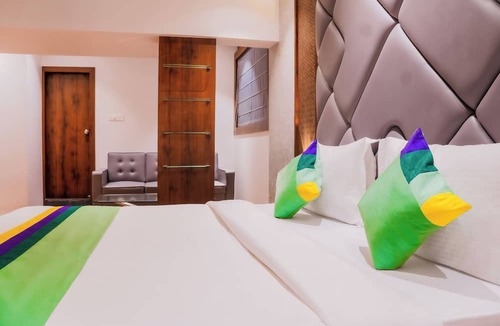 Koregaon Park Hotel | Treebo Serenity Inn, Koregaon Park