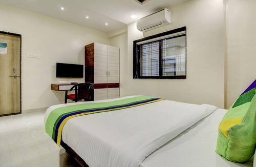 Baramati Hotel | Treebo Trend Jai Bhawani