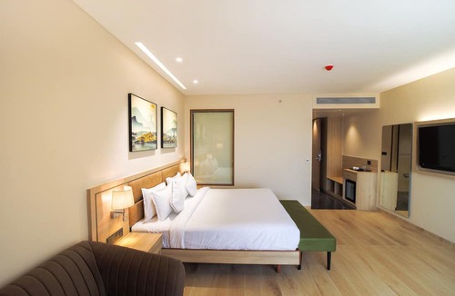 Mahalunge Ingale Hotel | The Monarch at Chakan MIDC - Pune