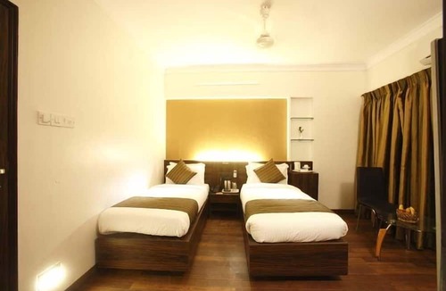 Chembur East Hotel | Hotel Plaza