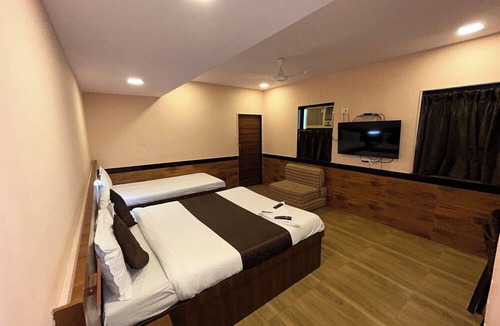 Bandra West Hotel | Lucky Serviced Apartments – Near BKC