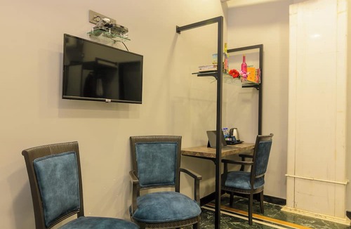 Wellington Pier Hostel | Backpacker Cowies