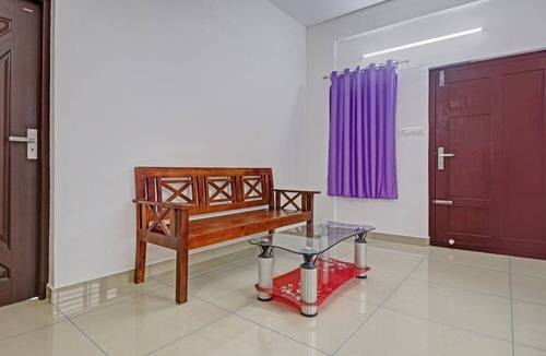 Aluva House | Treebo Nirupama, 750m from Aluva Railway station