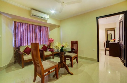 Palayam Hotel | Chirag Inn