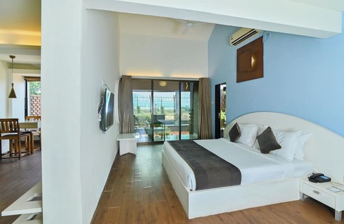 Murbad Hotel | Saj By The Lake