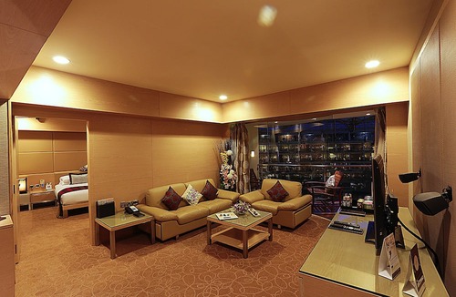 Vile Parle East Hotel | Sahara Star