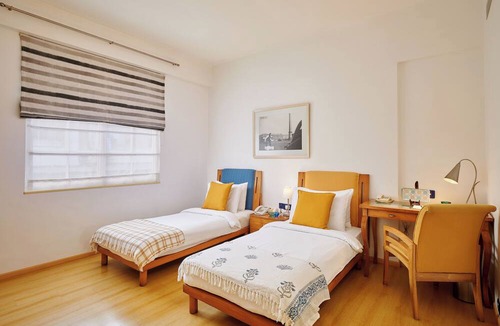 Wellington Pier Hotel | The Gordon House Hotel