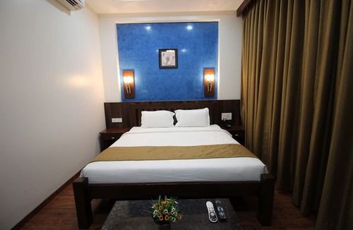 Loni Kalbhor Hotel | Hotel Majestique pune