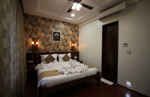 Loni Kalbhor Hotel | Hotel Majestique pune