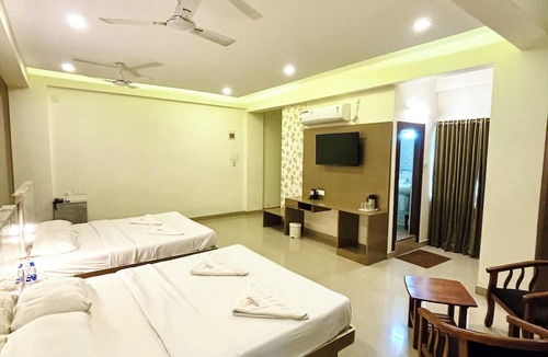 Adyar Hotel | Hotel Citywalk Residency