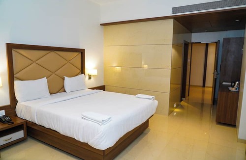 Mira Road East Hotel | Hotel Sunshine Inn