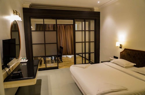 Mira Road East Hotel | Hotel Sunshine Inn