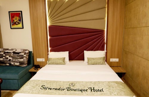Thane West Hotel | Silverador Boutique Hotel