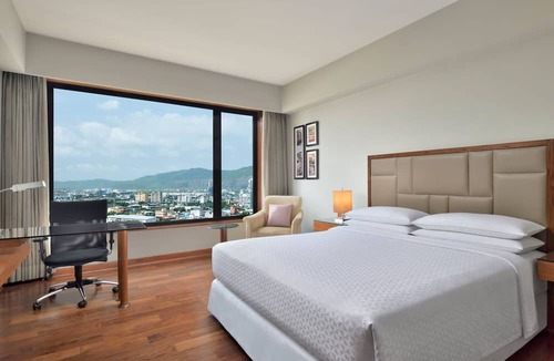 Vashi Hotel | Four Points by Sheraton Navi Mumbai, Vashi