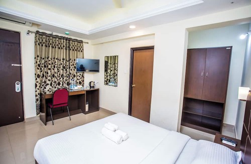 Ponda Hotel | Hotel Menino Executive