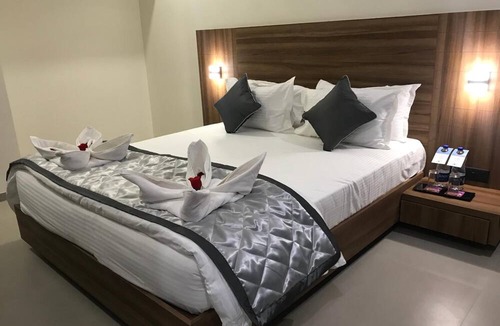 Solapur Hotel | Kyriad Hotel Solapur