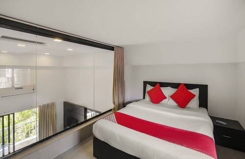 Thane West Hotel | Palette - Blue Roof Club
