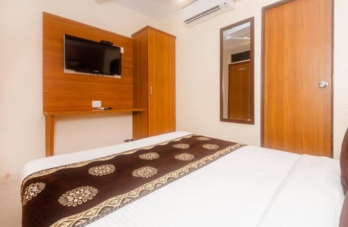 Andheri Hotel | Hotel Aiston Inn