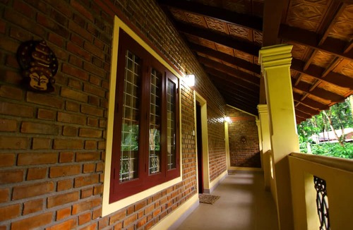 Sulthan Bathery Hostel | Hiliya Resort - Hostel