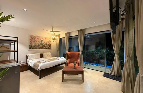 Paud Resort | 7 Tree Resort & Restaurant