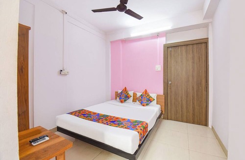 Hadapsar Hotel | Fabhotel Swapanpurti Sai Avenue