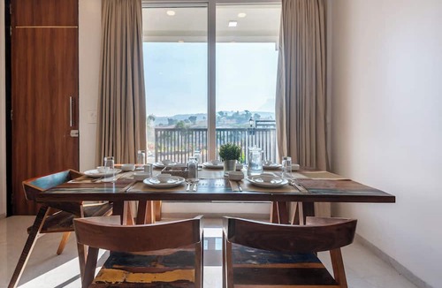 Igatpuri Villa | ELIVAAS White House 7BHK Villa