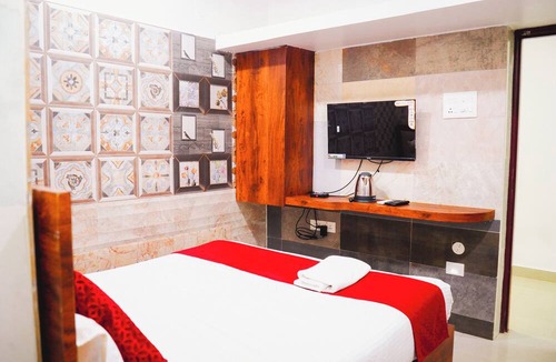 Vallam Hotel | SUMI WHITE HOUSE