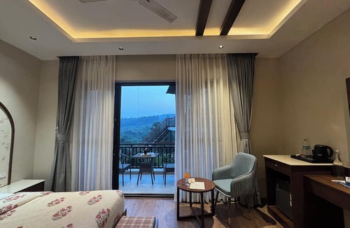 Bullawala Hotel | Saraiville - Boutique Riverside Stay