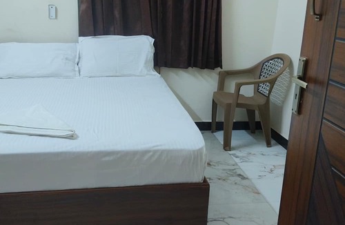 Palani Hotel | Kandhaguru Residency