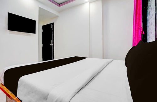 Nashik House | Super Hotel O Nashik