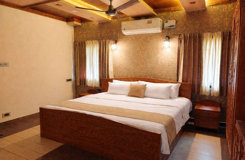 Avinashi Hotel | Sree Rame Farm Stay
