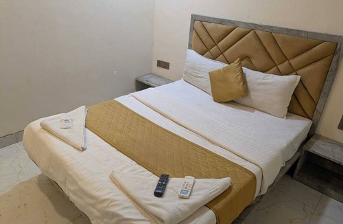 Kurla West Hotel | Hotel New Pride Suite