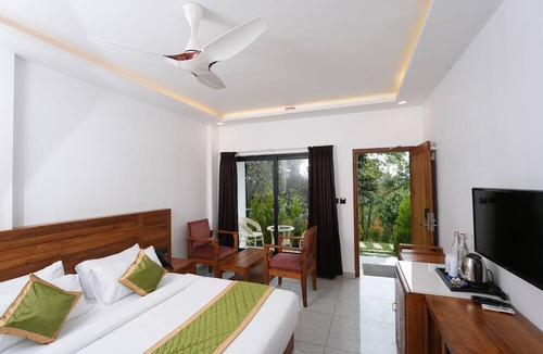 Kunchithanny Resort | Zeezmount Resorts & Spa Munnar