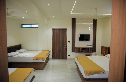 Mangalore Hotel | Sudev Residency