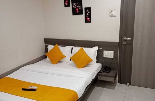 Kalbadevi Hotel | HOTEL RS REGENCY