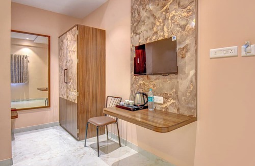 Hadapsar Hotel | Fabhotel Ayodhya