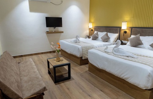Kakabe Bed & Breakfast | Coorg Kavery Estate by Aarika Resorts