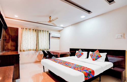 Pune Hotel | Fabhotel Chetan Executive