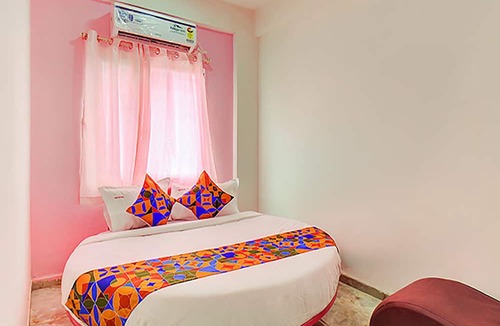 Kharadi Hotel | Via Pink House
