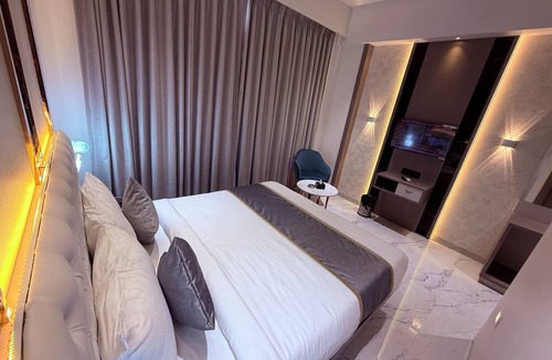 Dombivli East Hotel | Hotel Stellar Suites Dombivali