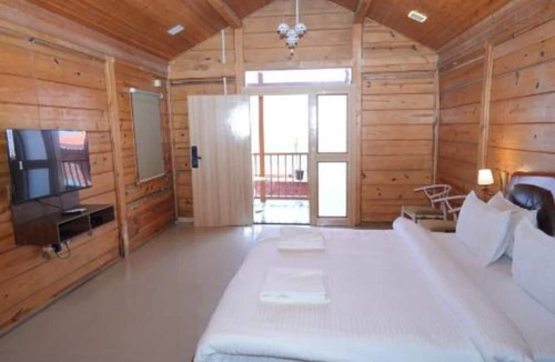 Medha Hotel | Verdant Retreat
