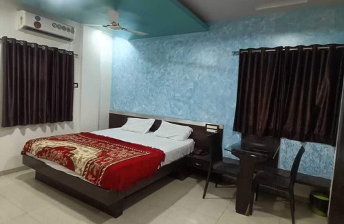 Daulatabad Hotel | Hotel Mrunal Palace